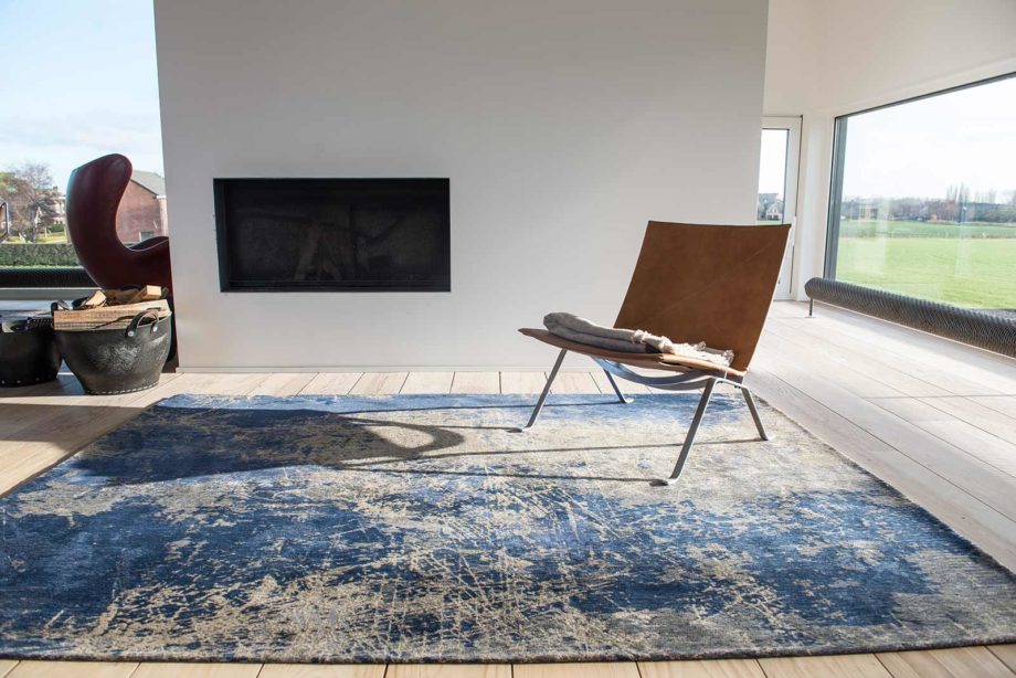 Louis De Poortere matto LX 8629 Mad Men Cracks Abyss Blue interior