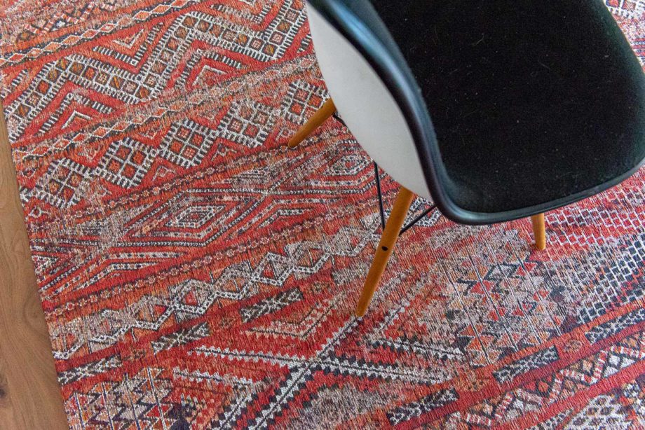 Louis De Poortere matto LX 9115 Antiquarian Kilim Fez Red interior 4