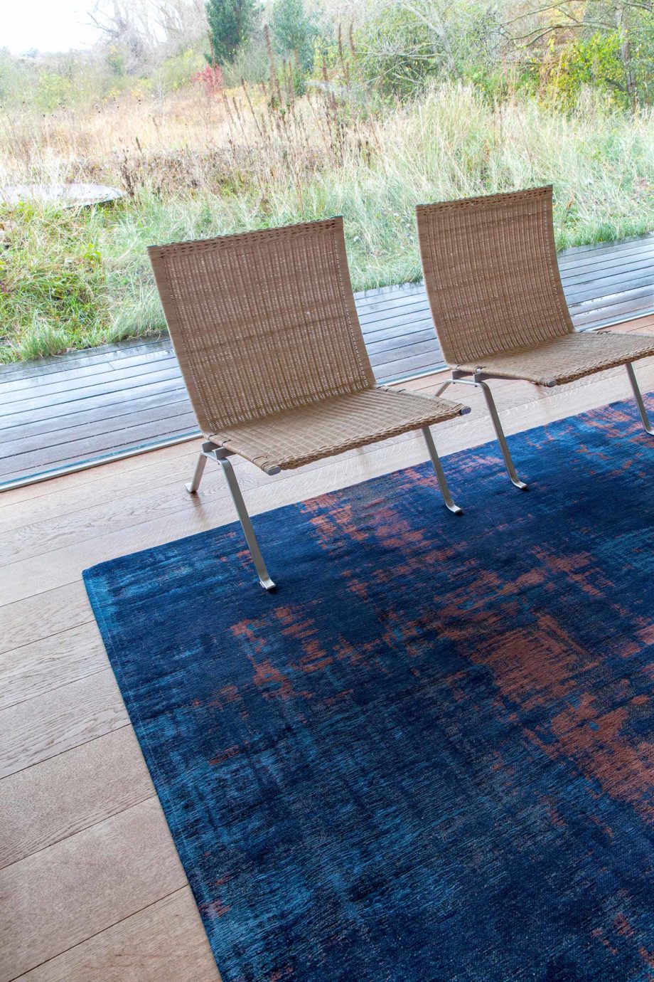 Louis De Poortere matto LX 9211 Atlantic Venetian Dust Sunset Blue interior 2