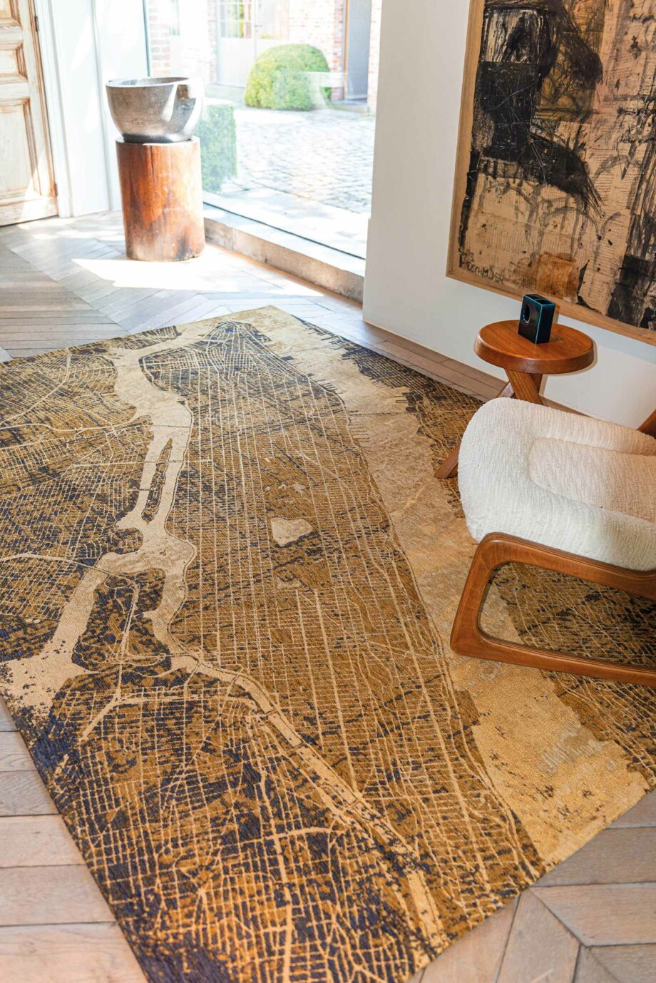 Louis De Poortere matto Cities New York 9315 Gatsby Gold interior 2