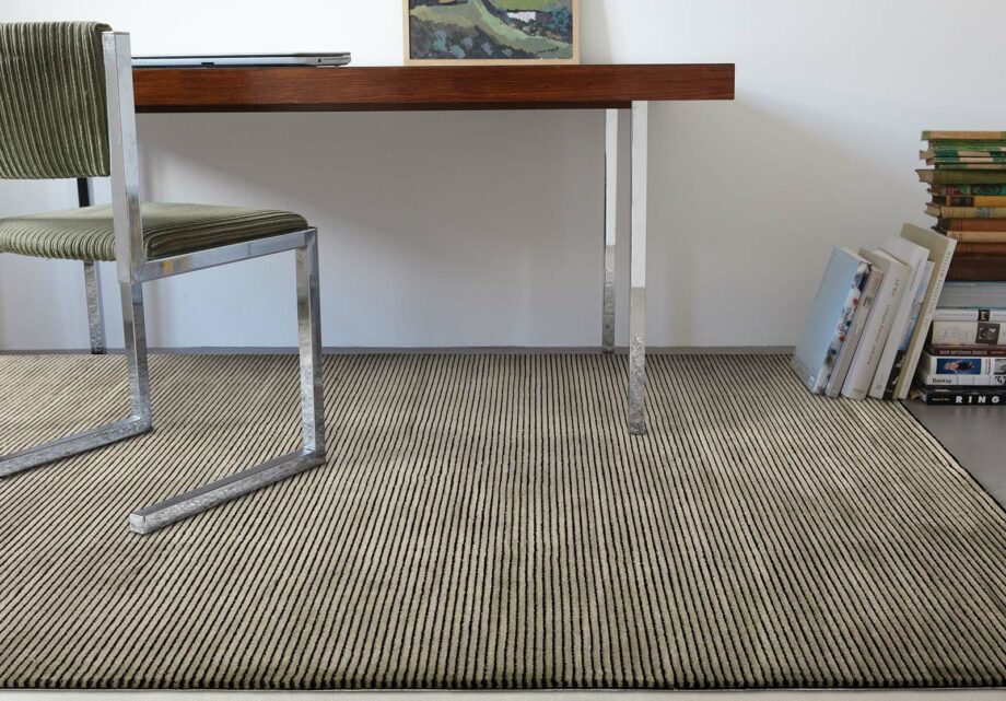 Asiatic matto Kuza Stripe Khaki interior