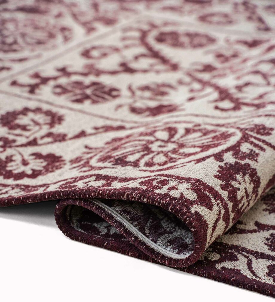 Louis De Poortere matto Antiquarian Suzani 9734 Zephyr fold