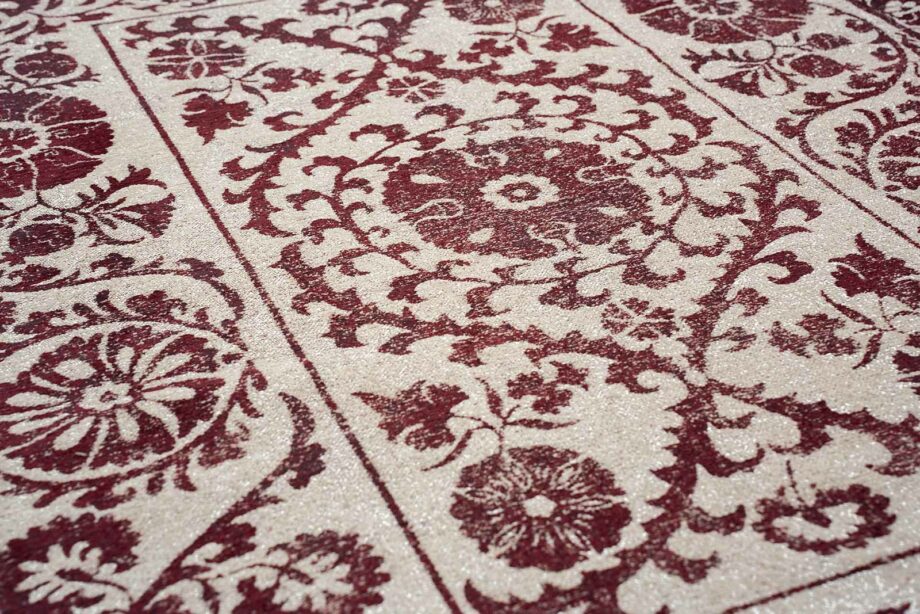 Louis De Poortere matto Antiquarian Suzani 9734 Zephyr zoom 3