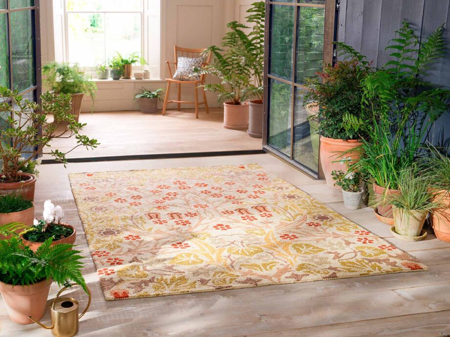 Morris Co Blackthorn Wheat 428501 interior A outdoor