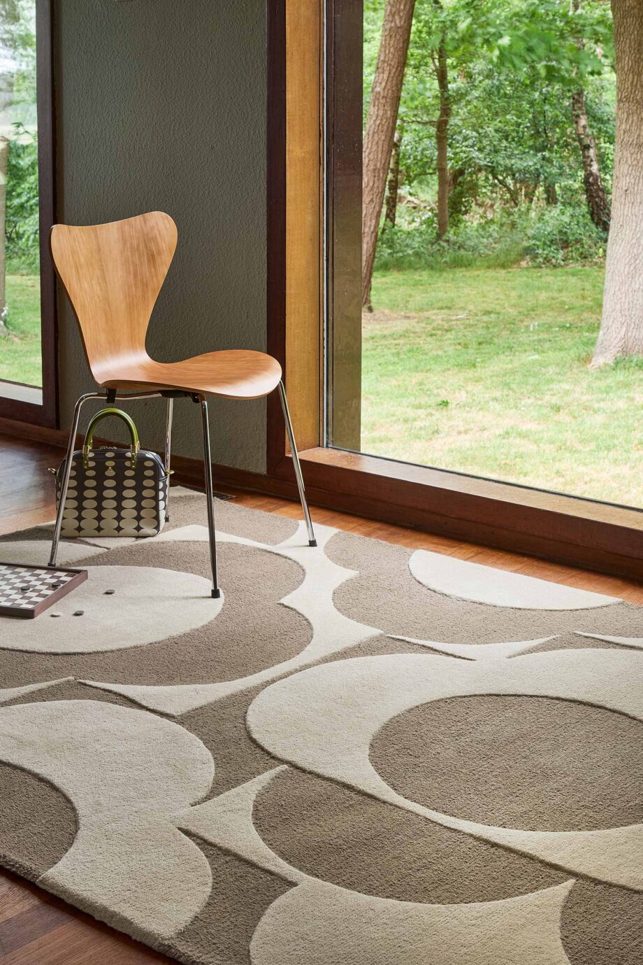Orla Kiely Prism Flower Mushroom Ecru 158009 interior A