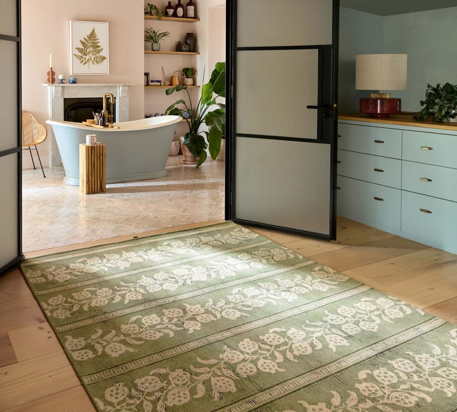 Sanderson Anaar Forest Green 148007 interior A