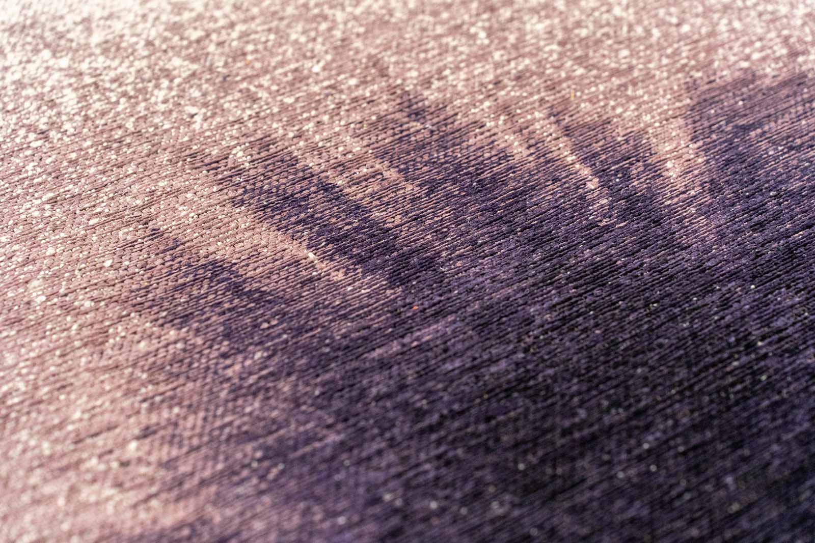 Louis De Poortere matto Meditation 2101 Drop Purple Smoke zoom 1
